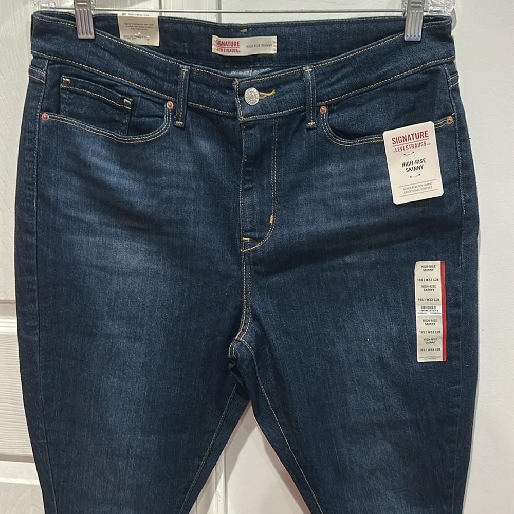 Signature by Levi Strauss Women's Skinny Jeans - Dark Blue - Picture 7 of 16